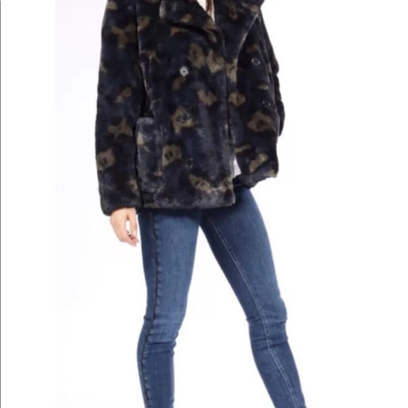 Zadig & Voltaire miles leo faux fur peacoat NWT - Picture 7 of 8